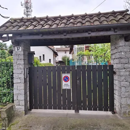 La Casa Di Arnika بيت للعطل *