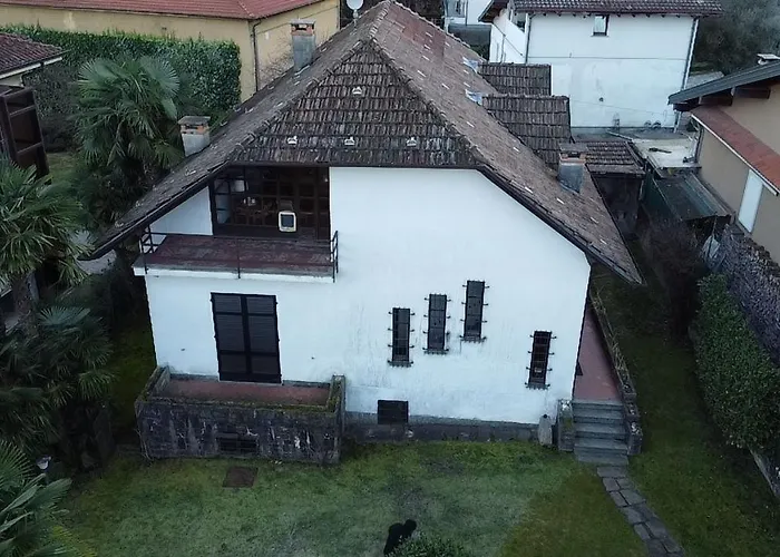 La Casa Di Arnika Бавено